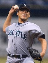 Sasaki perfect in the ninth